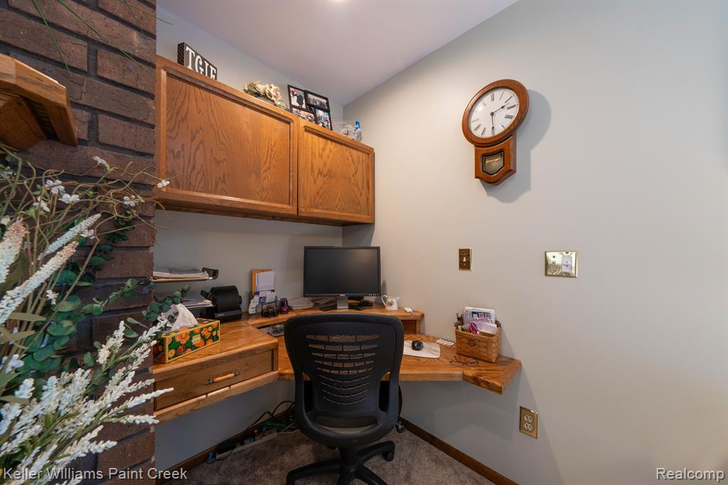 9594 MARQUETTE Road, Wales, MI — Photo 27