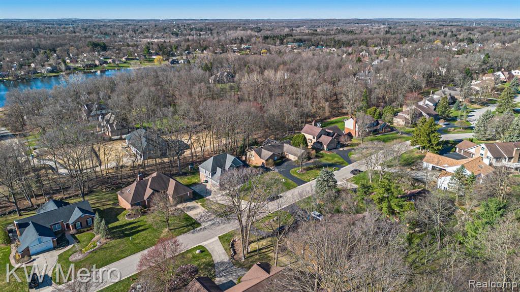 6545 PARK VALLEY Drive, Clarkston, MI 48348 — Photo 45