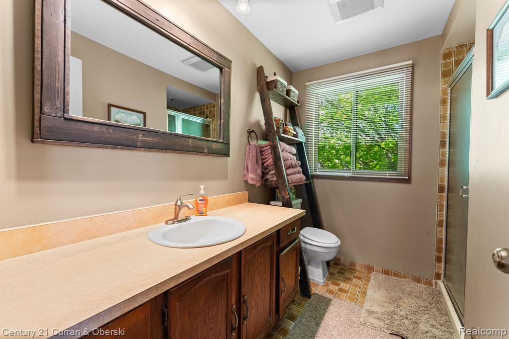 44962 Steeplepath, Novi, MI — Photo 36