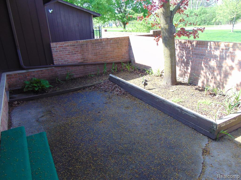 26230 Inkster Road, Southfield, MI 48033 — Photo 4