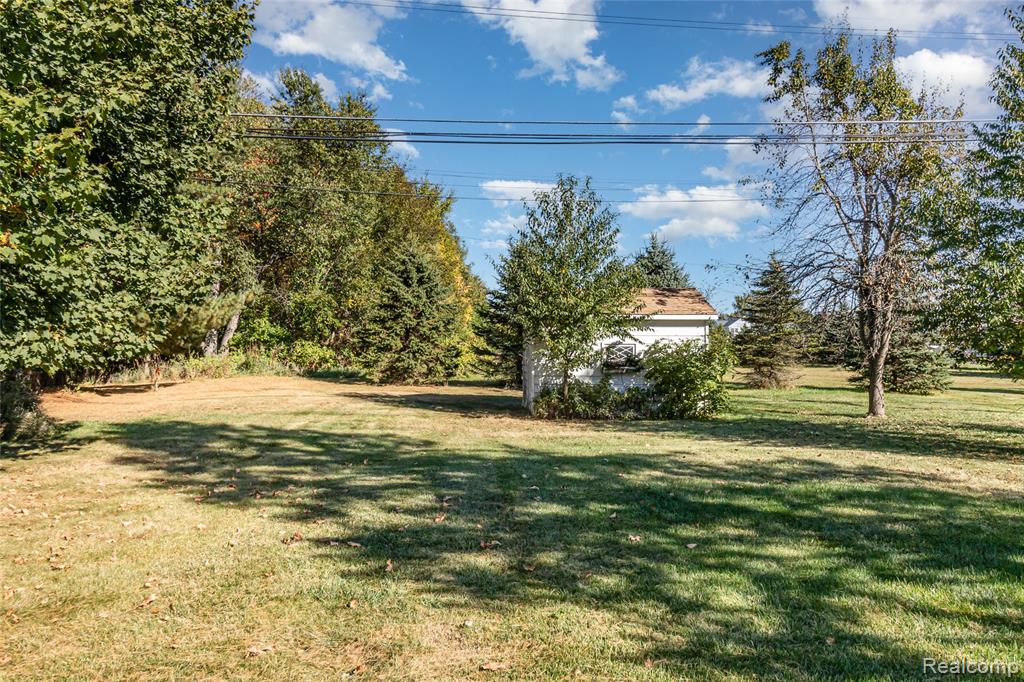 1379 Bowers Road, Lapeer, MI 48446 — Photo 19