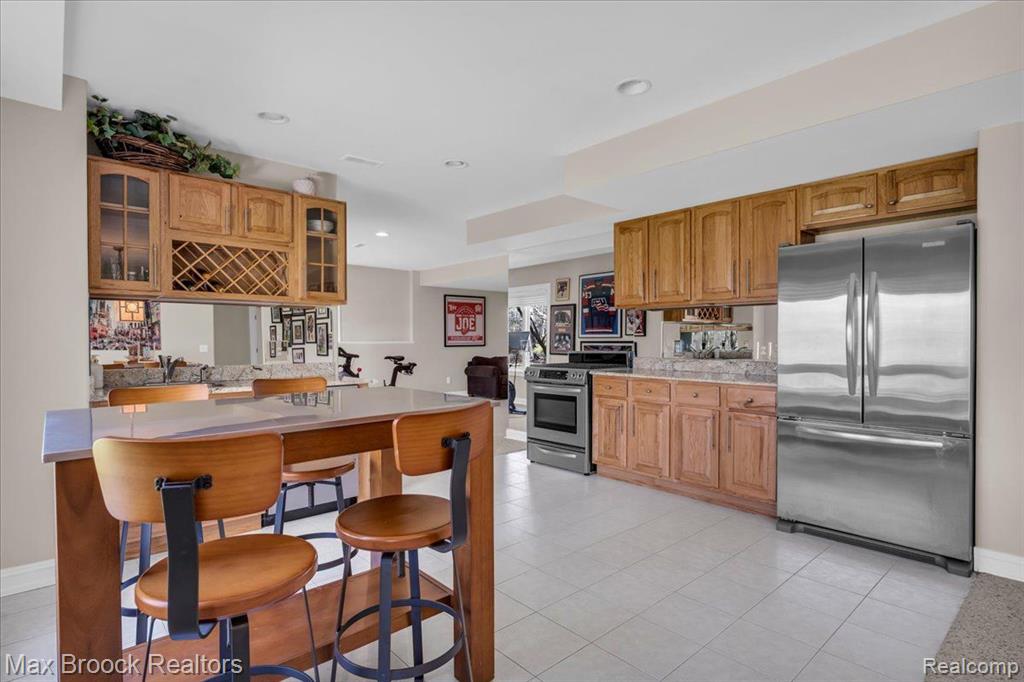 6462 W OAKS Drive, West Bloomfield, MI 48324 — Photo 40