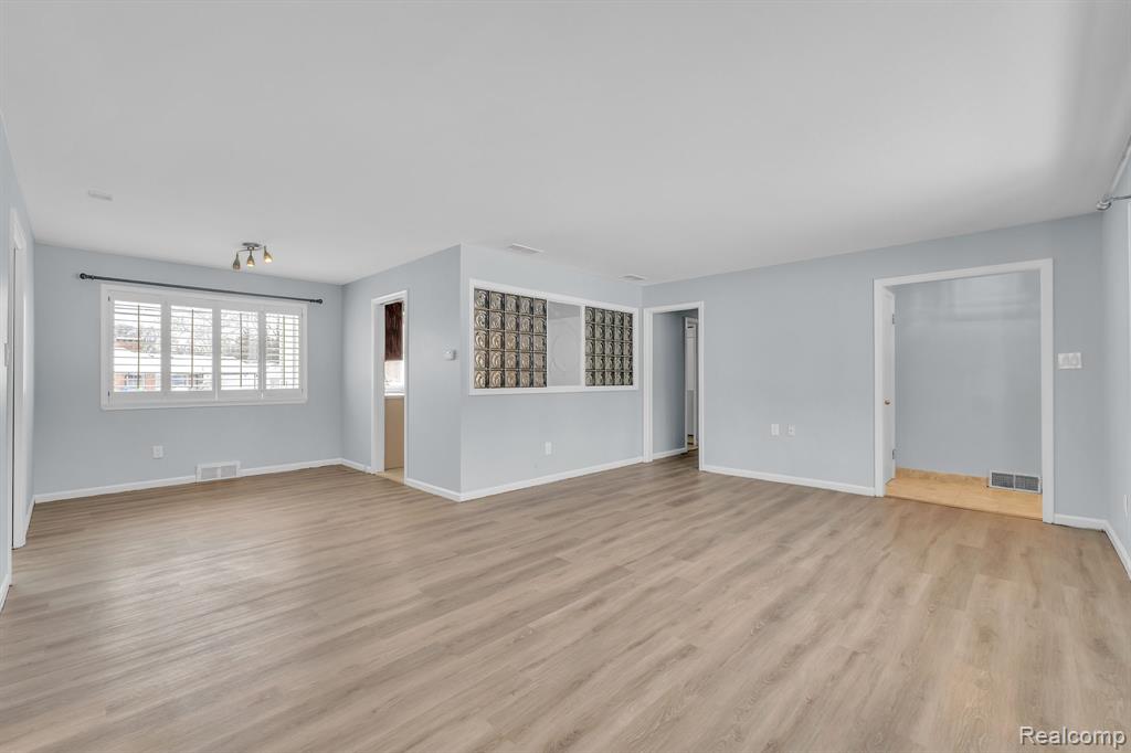 6576 Inkster Road, West Bloomfield, MI — Photo 14