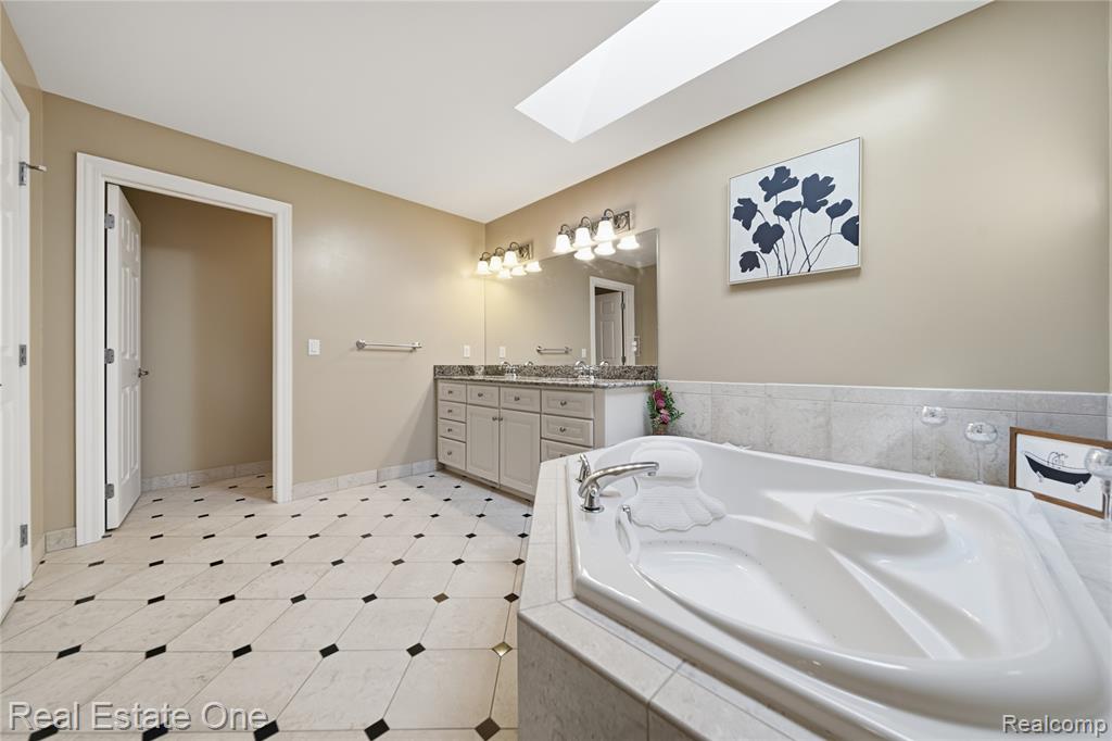 472 Timbermill Lane, Howell, MI 48843 — Photo 23