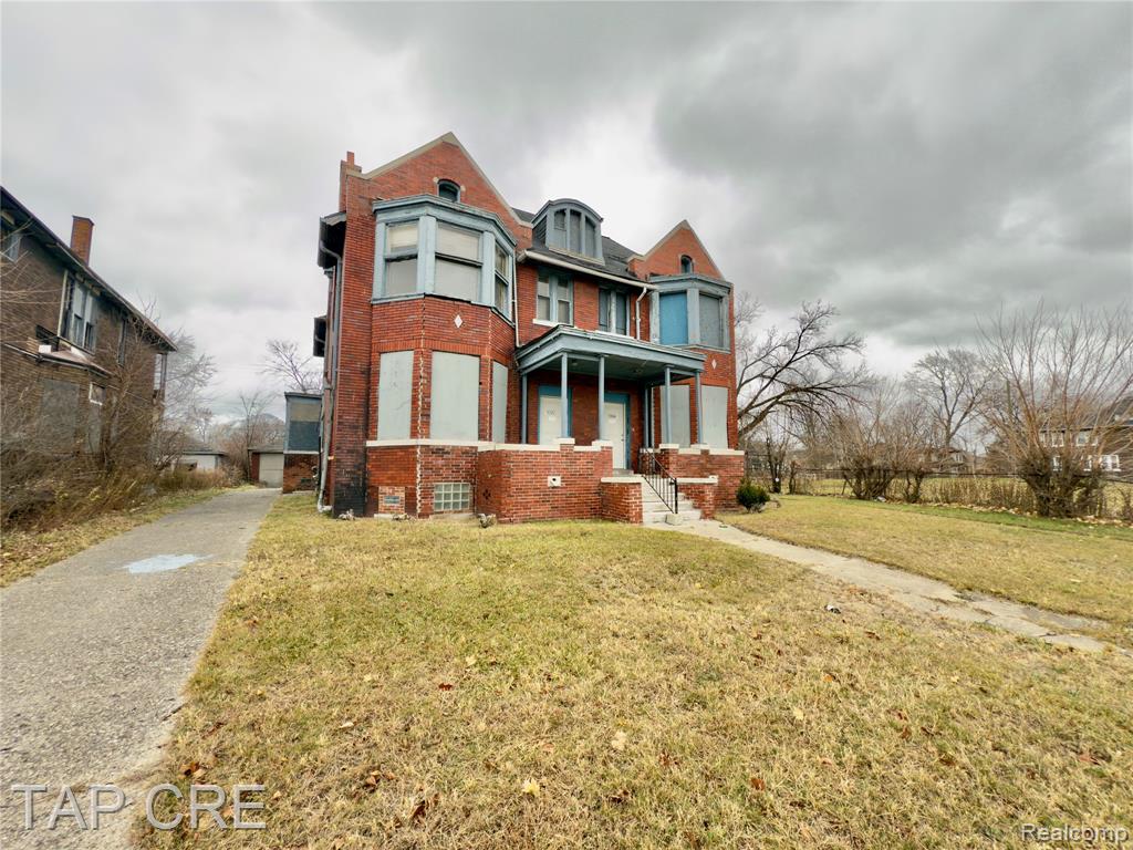 1092 E Grand Boulevard, Detroit, MI 48207 — Photo 15