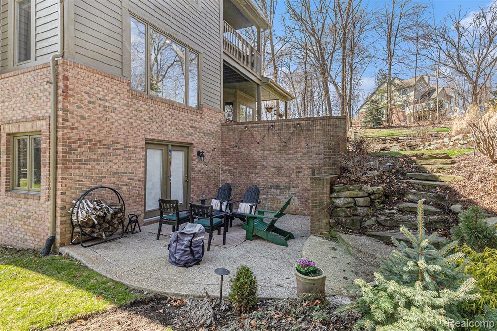 7643 MISTWOOD Drive, White Lake, MI 48383 — Photo 52