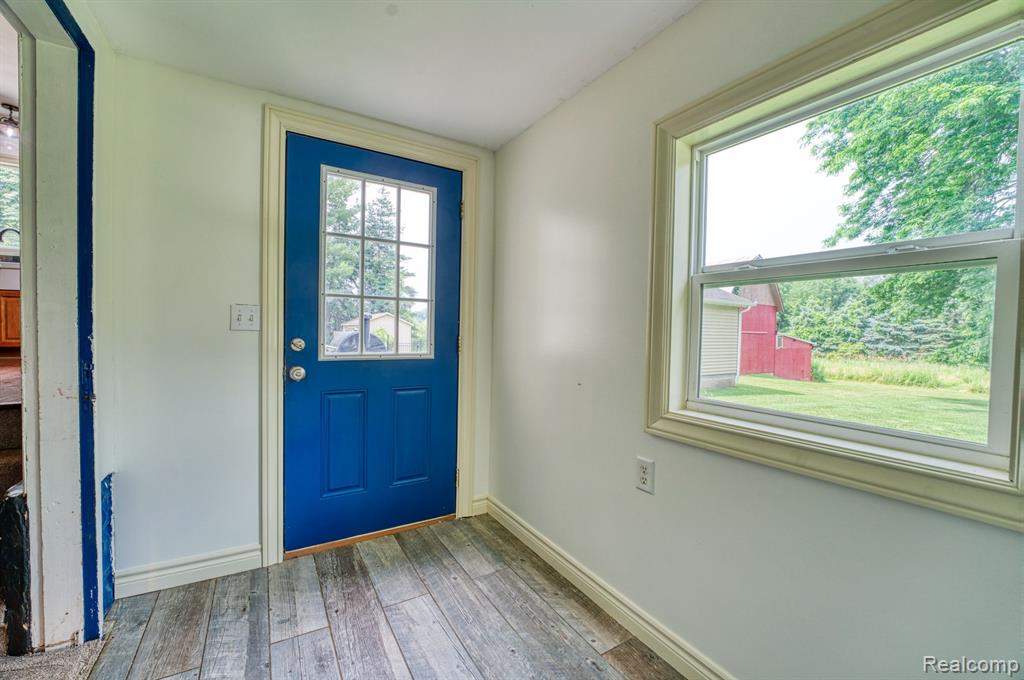 8953 OAK GROVE Road, Howell, MI 48855 — Photo 24