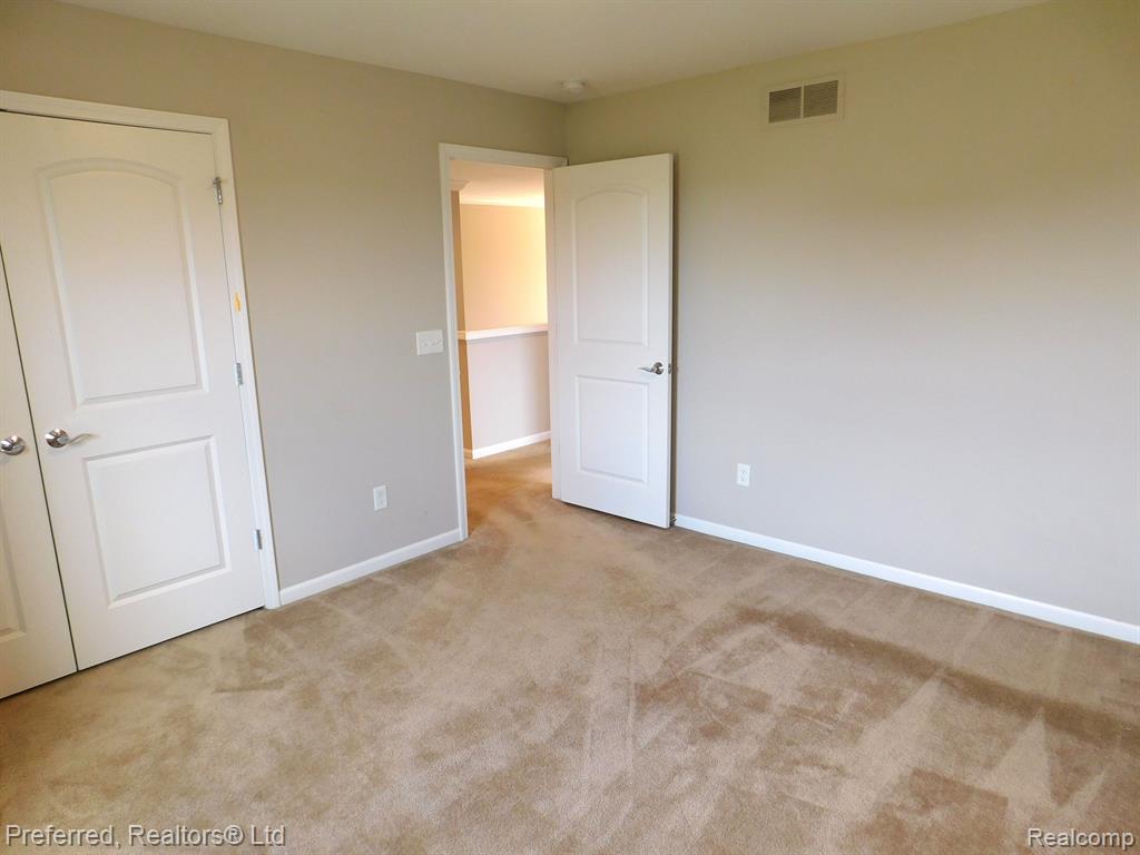 50316 AMBERWOOD Road, Canton, MI 48188 — Photo 28