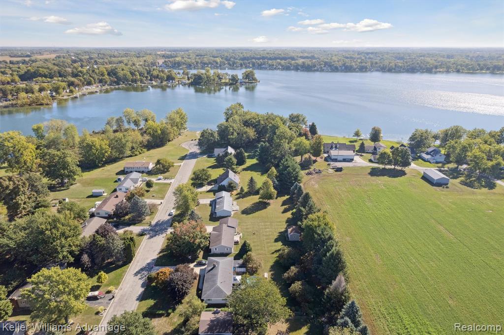 245 Lyn Brook Drive, Coldwater, MI 49036 — Photo 41