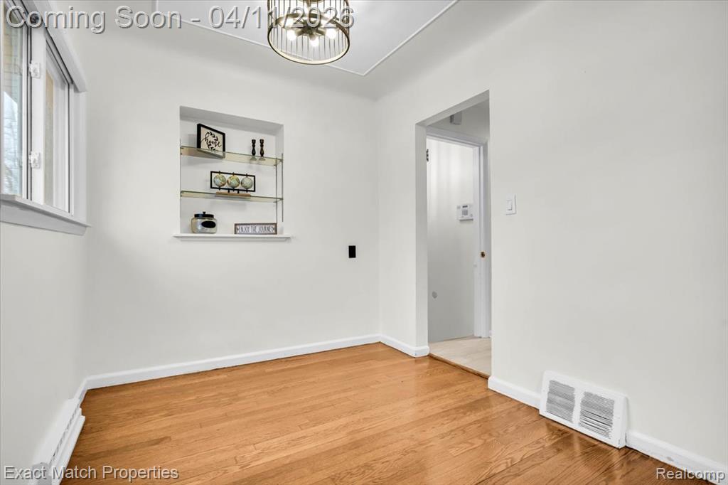 576 Markle Avenue, Pontiac, MI 48340 — Photo 10