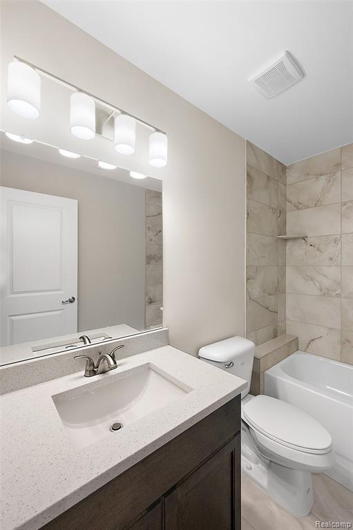18901 Via Firenze Drive, Macomb, MI 48044 — Photo 35