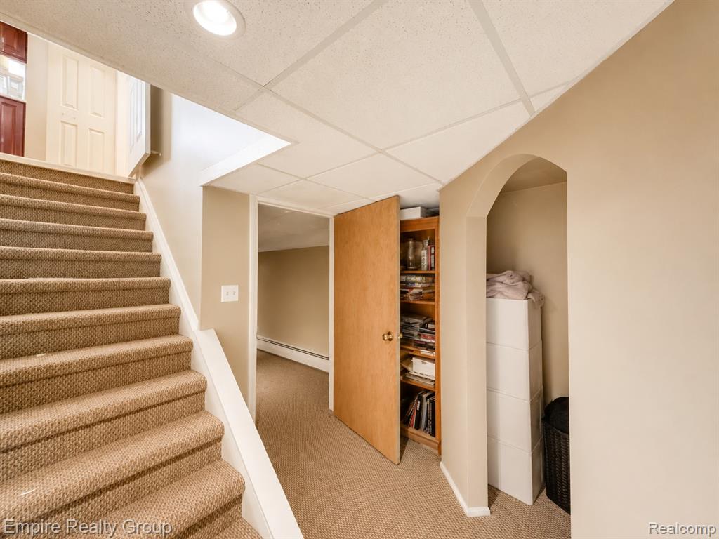 5005 Wing Lake Road, Bloomfield Hills, MI 48302 — Photo 14