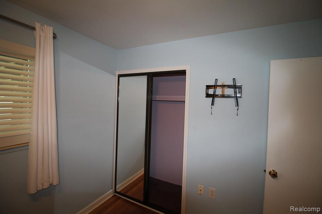 40803 FIRWOOD Street, Plymouth, MI 48170 — Photo 24