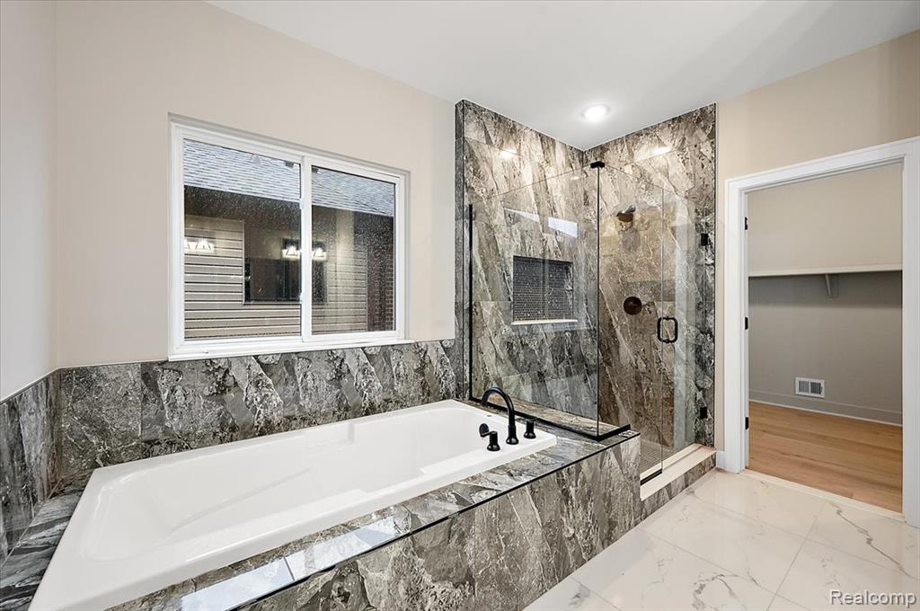 24021 Sawgrass Drive, Macomb, MI 48042 — Photo 40