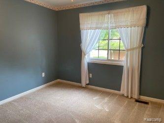 902 RIDGE Court, 122, Brighton, MI 48116 — Photo 17