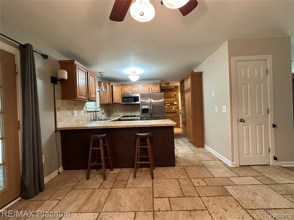2482 Livernois Drive, Howell, MI 48843 — Photo 8