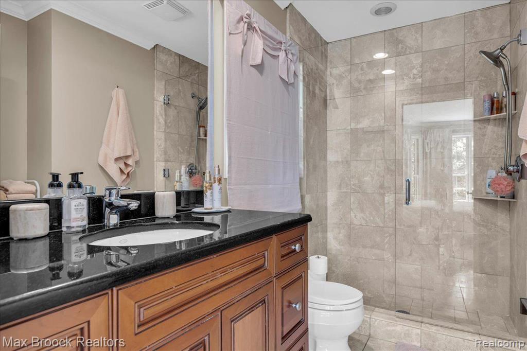 570 TOWNSEND Street, Birmingham, MI 48009 — Photo 21