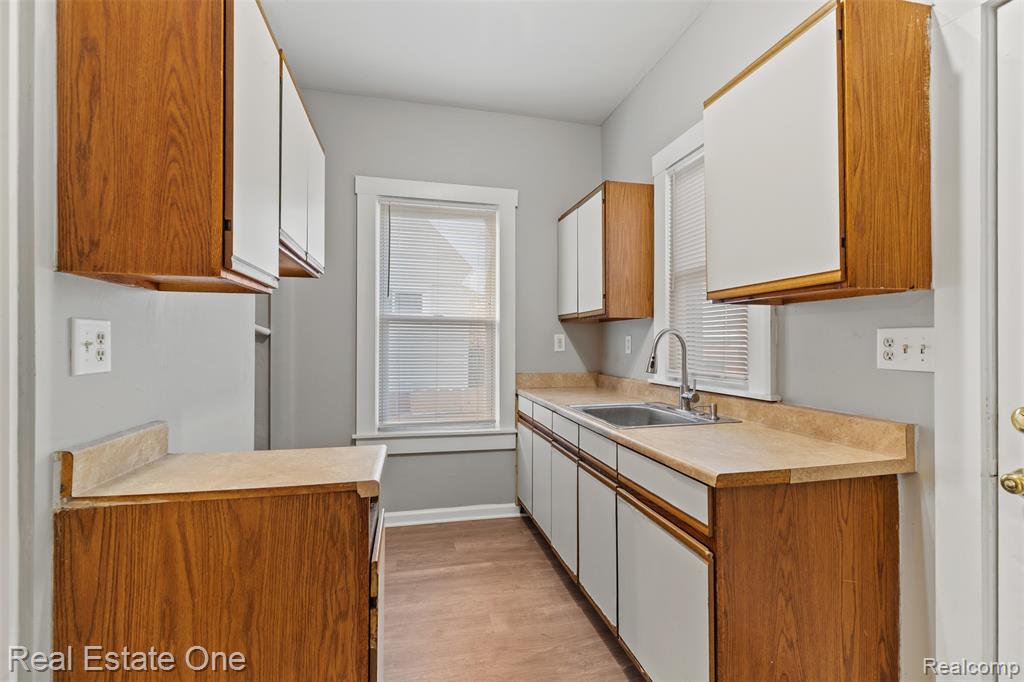 350 Labadie Street, Ecorse, MI 48229 — Photo 9