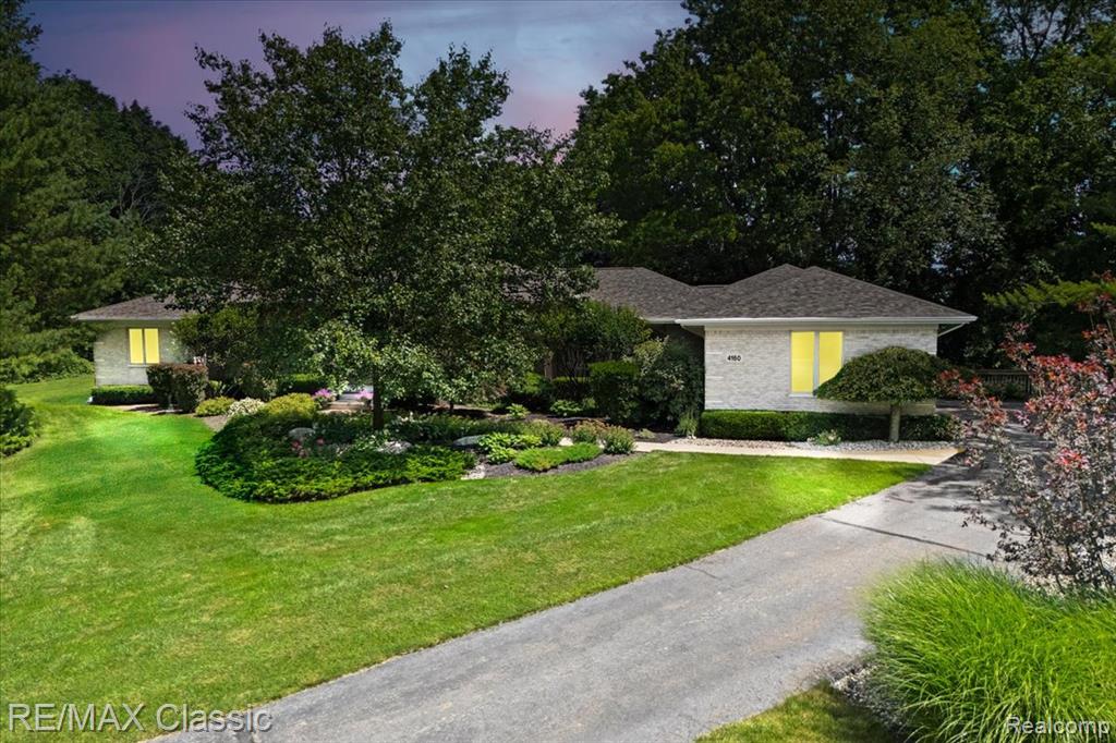 4160 Rolling Pines Court, Commerce Twp, MI 48382 — Photo 53
