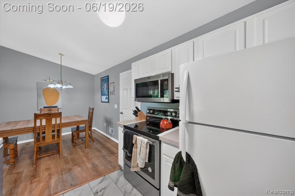 9543 Parkwood Drive, 267, Grand Blanc, MI 48439 — Photo 13