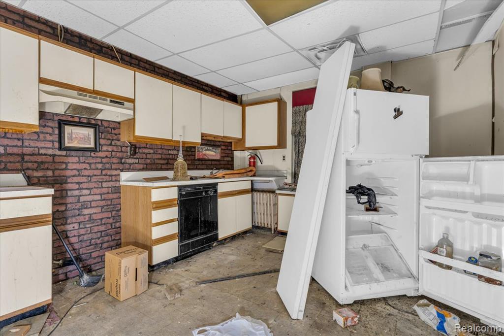 1330 E 7 Mile Road, Detroit, MI 48203 — Photo 45