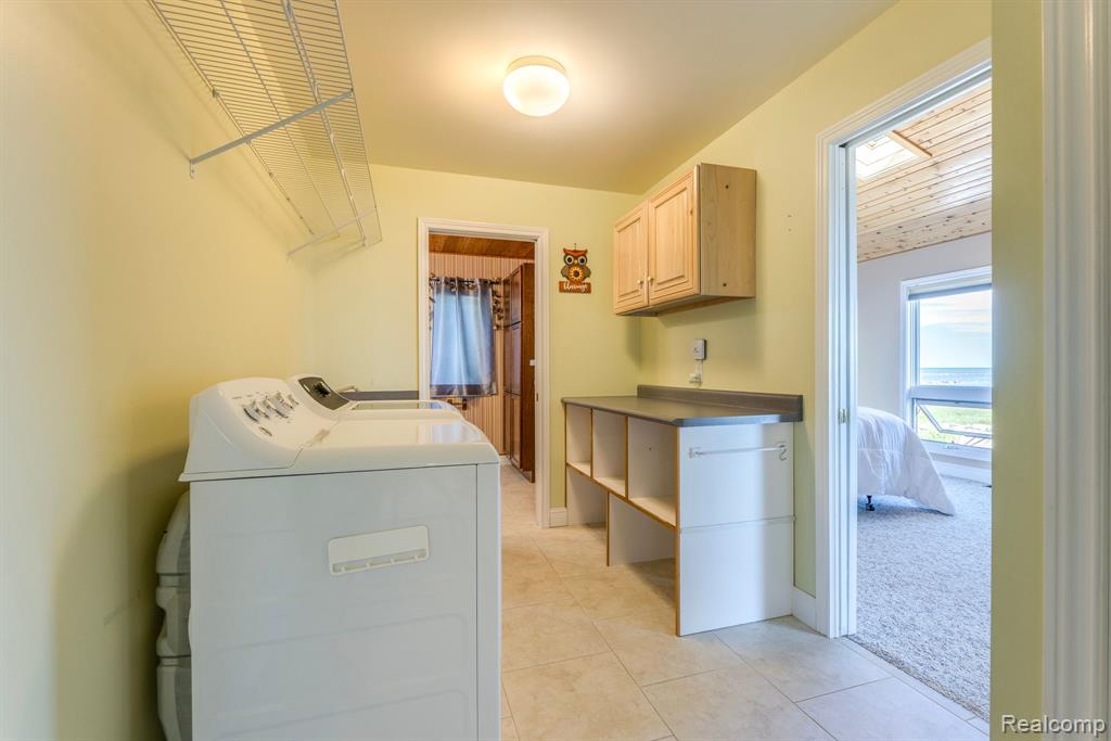 6455 LAKEVIEW Drive, MI — Photo 35