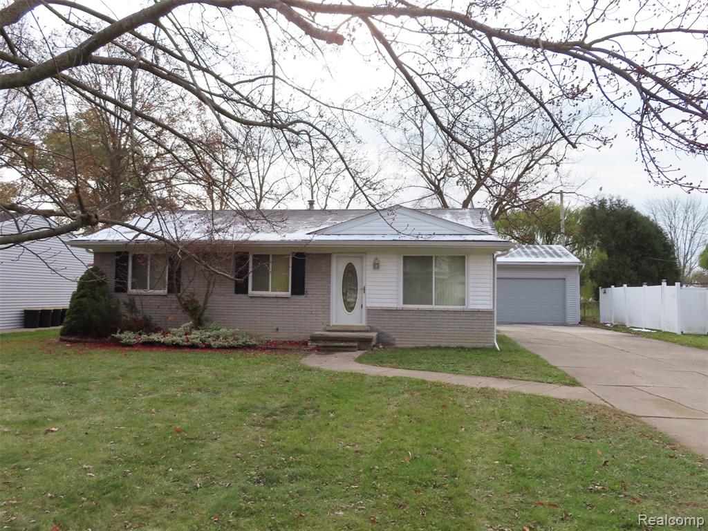 48118 Forbes Street, Chesterfield, MI 48047 — Photo 3