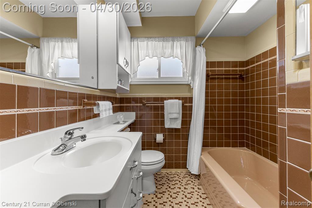8262 Vine Avenue, Allen Park, MI 48101 — Photo 30