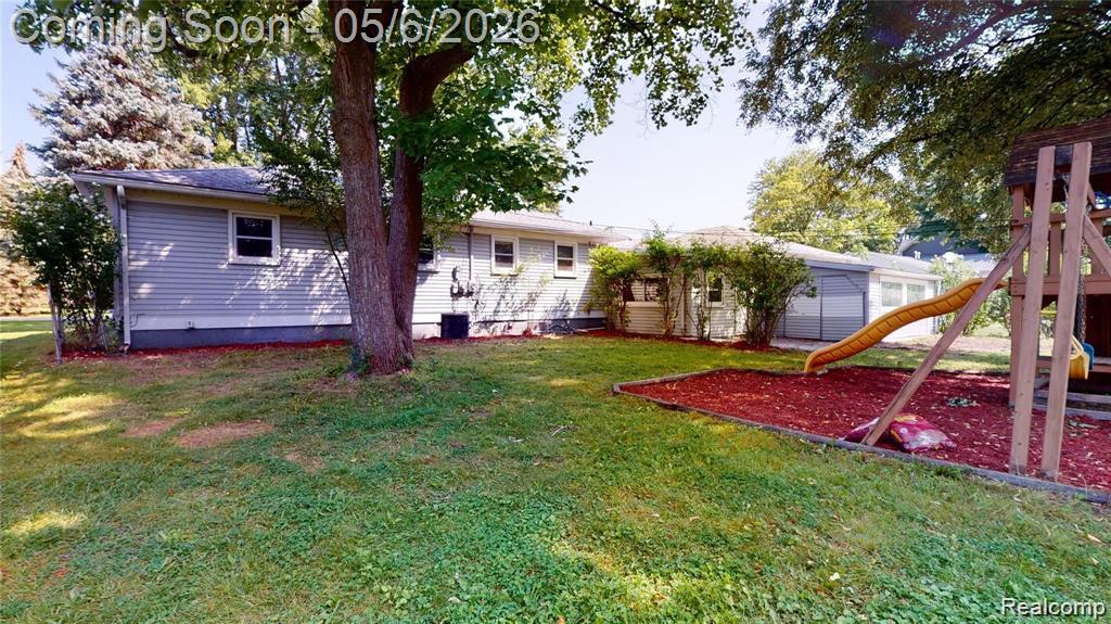 842 Hannah Drive, Troy, MI 48085 — Photo 25