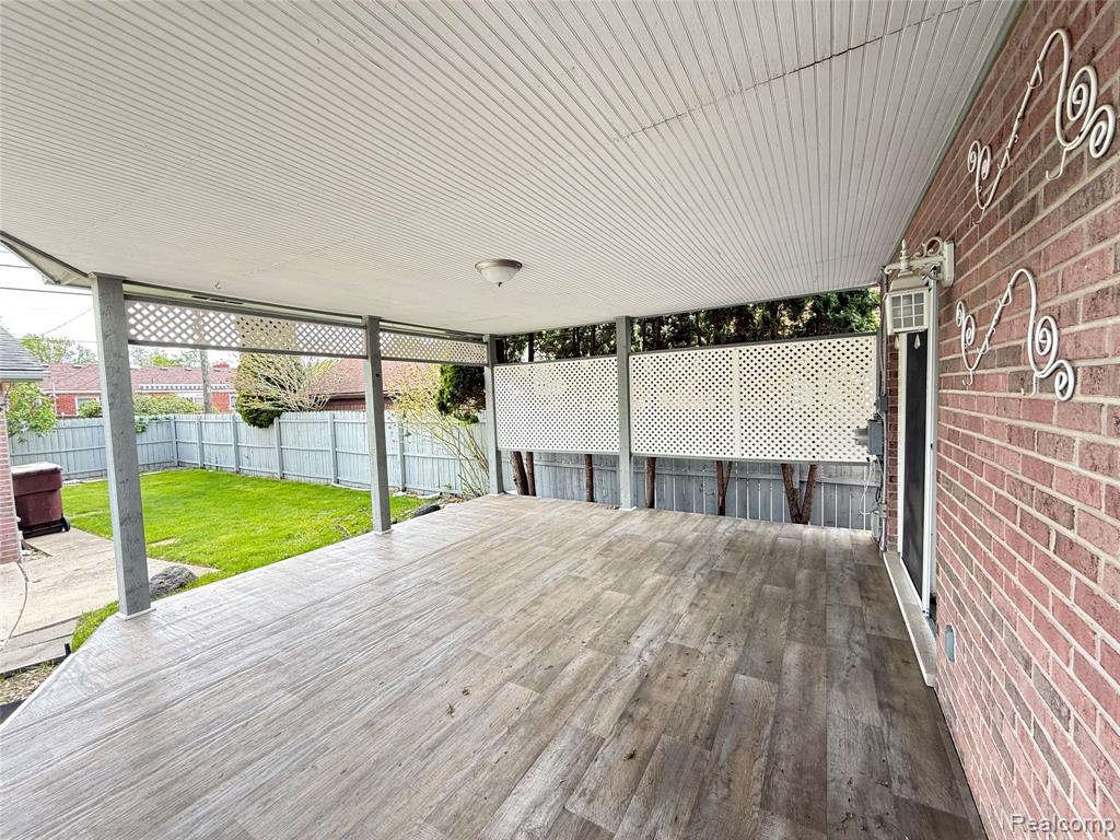 8334 McKinley, Center Line, MI 48015 — Photo 35