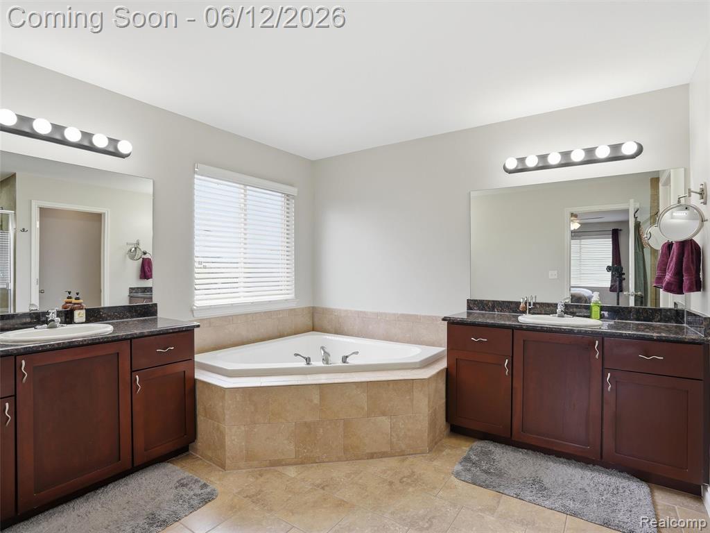 50606 Bredenbury Drive, Macomb, MI 48044 — Photo 47