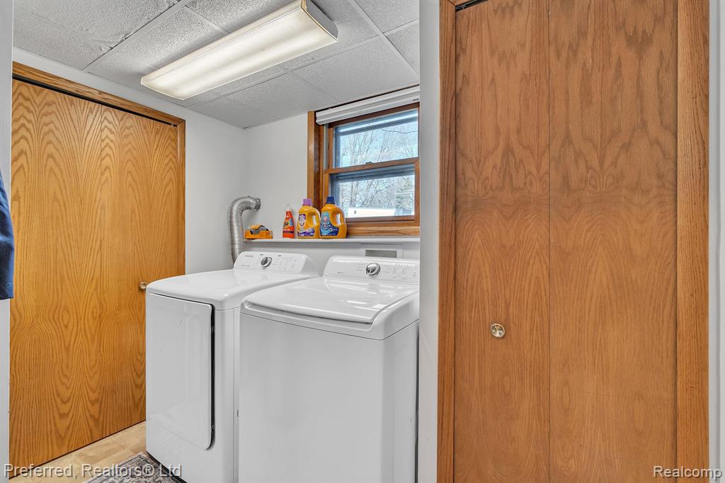 9514 CORNELL Avenue, Clarkston, MI 48348 — Photo 36