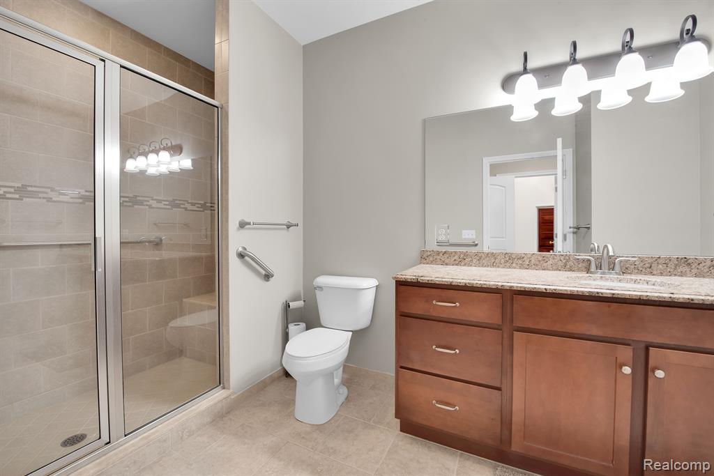 9549 KINGSWAY Circle, Clarkston, MI 48348 — Photo 15
