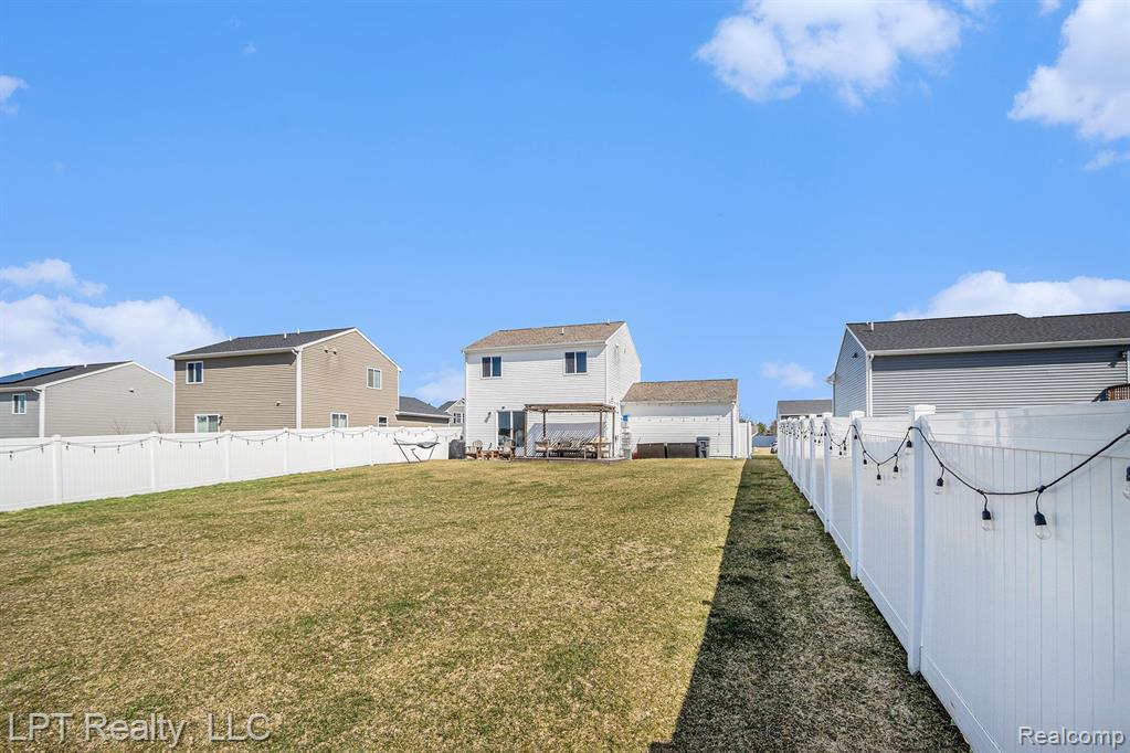 1634 TEA POND CT, Vicksburg, MI 49097 — Photo 28