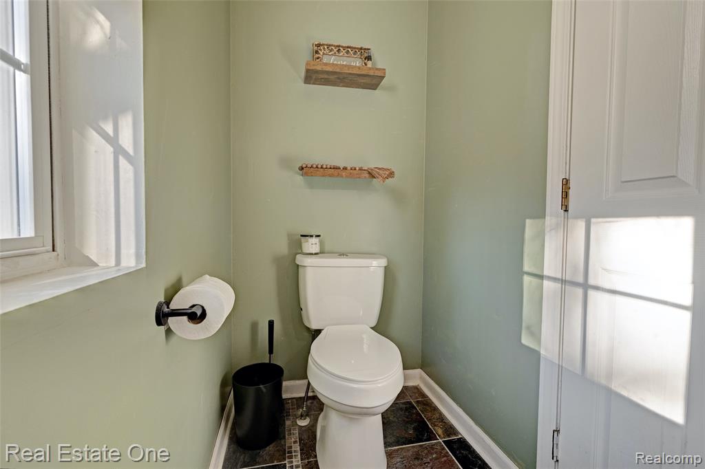6923 Tangle Wood, Waterford, MI 48327 — Photo 15