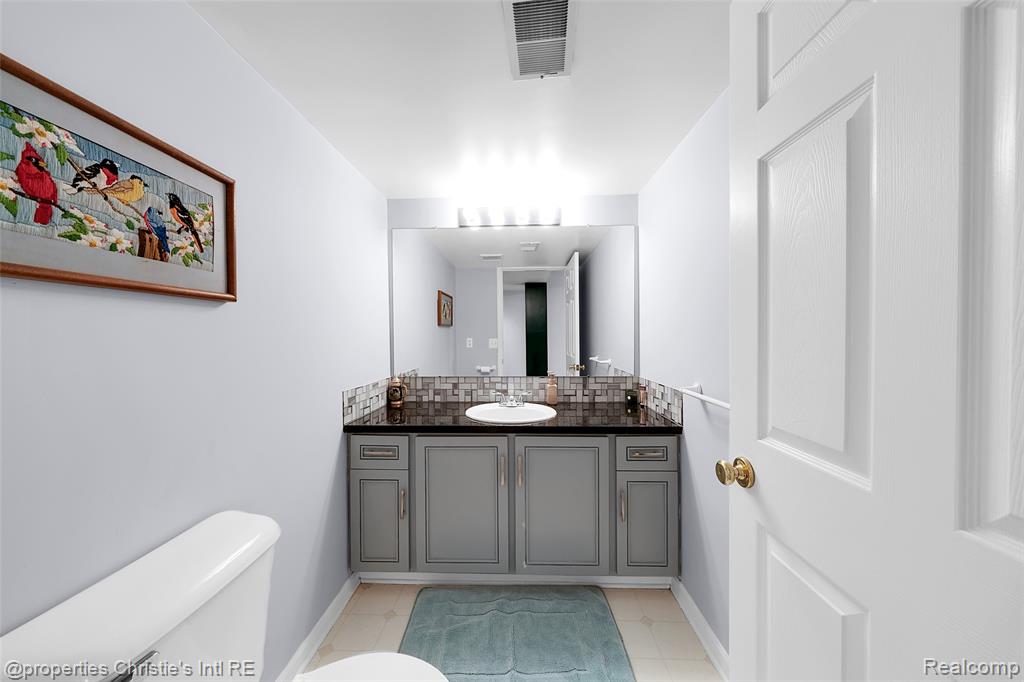 52287 Huntley Avenue, New Baltimore, MI 48047 — Photo 18