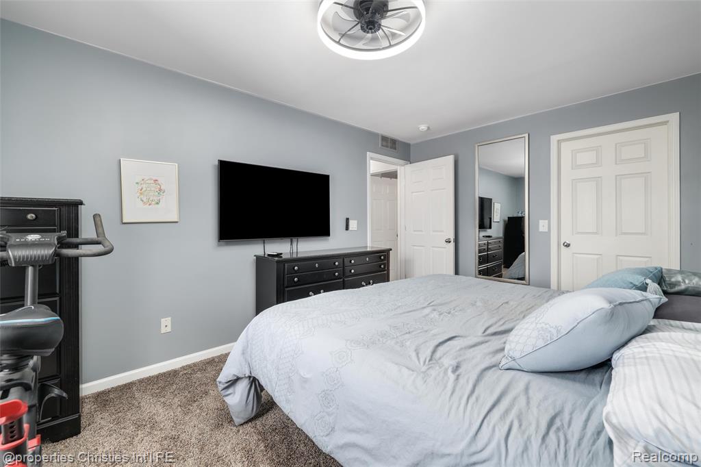 45727 Heather Ridge Drive, 224, Macomb, MI 48044 — Photo 21