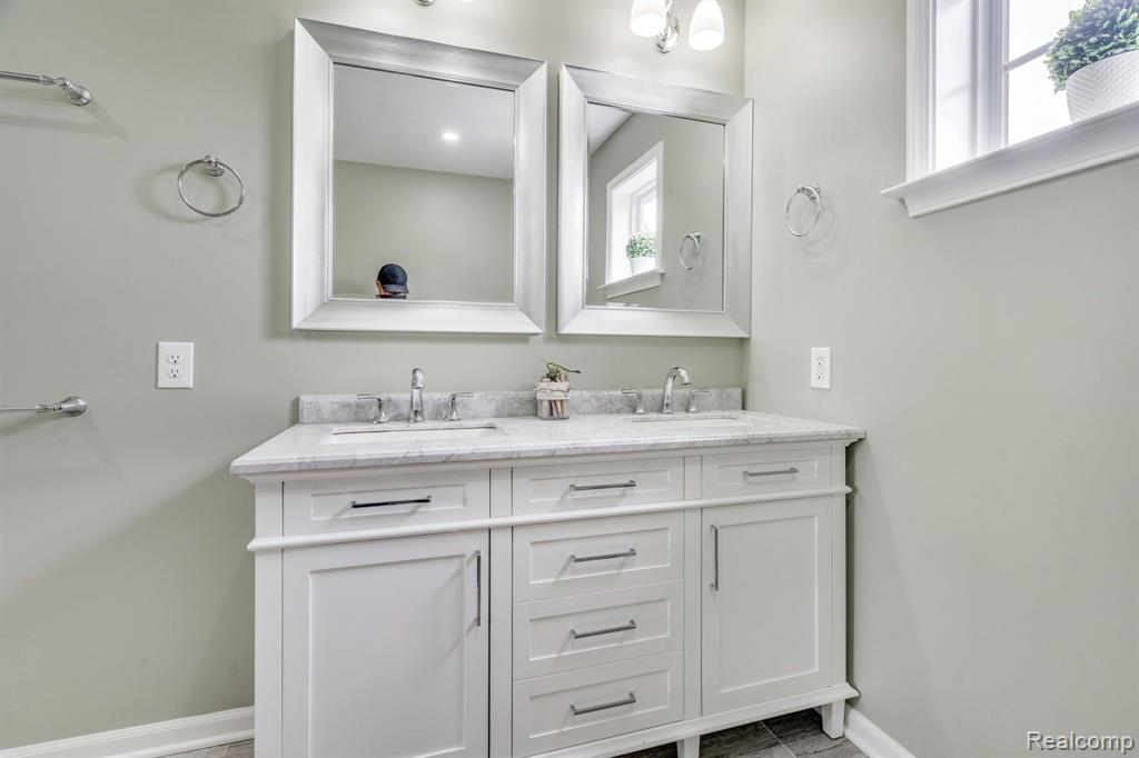 1770 SAVANNAH Lane, Ypsilanti, MI 48198 — Photo 24