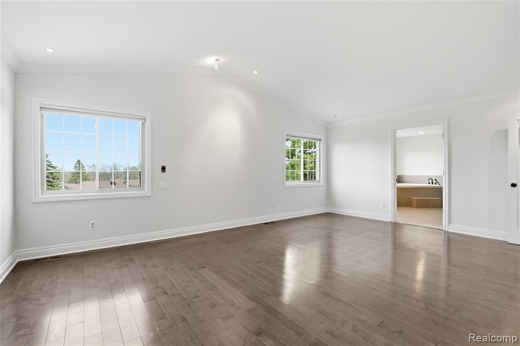 2084 Wabeek Hill Court, Bloomfield Hills, MI 48302 — Photo 42