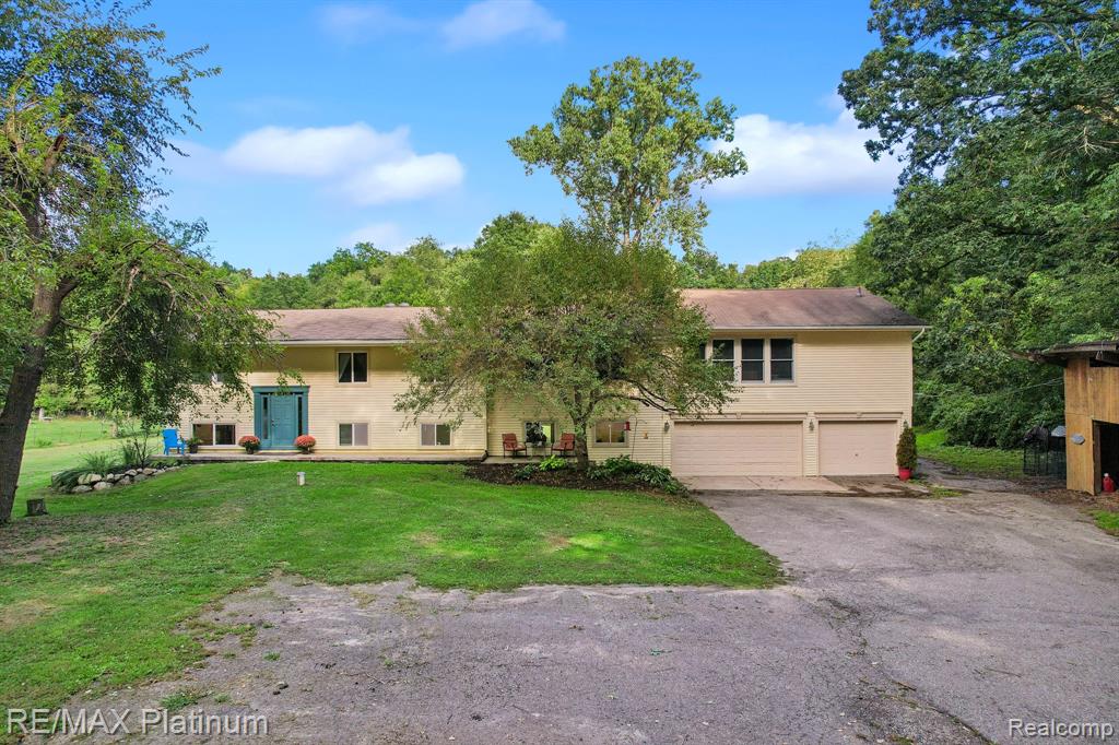 2805 Harmony Lane - Photo 2