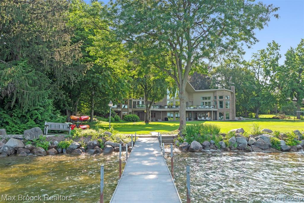 3333 W Shore Drive, Orchard Lake Village, MI 48324 — Photo 7