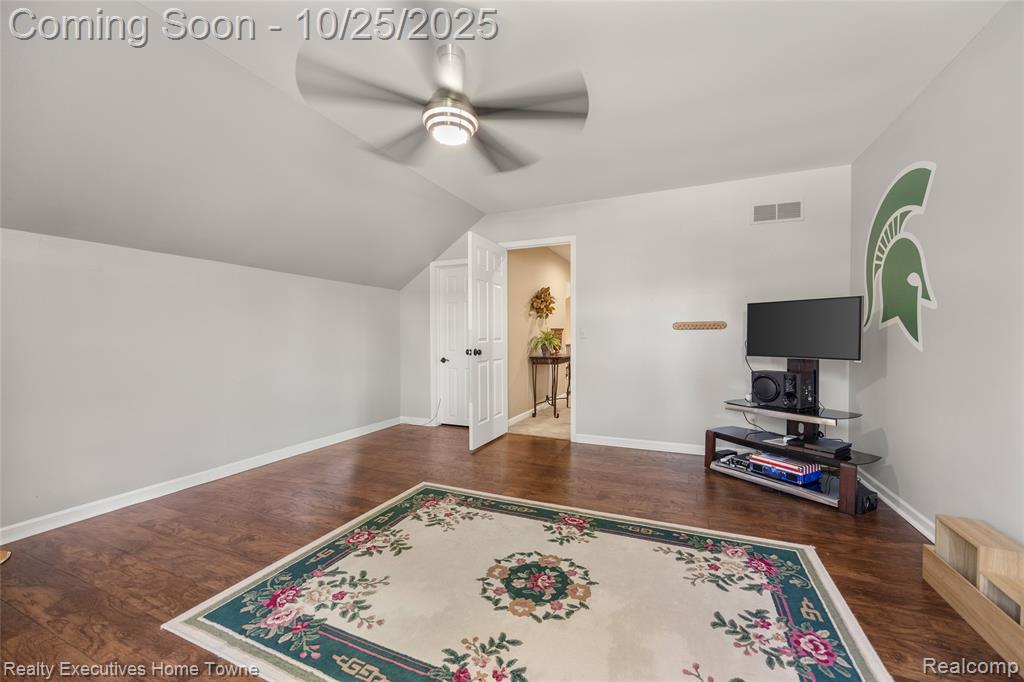 54464 Sherwood Lane, Shelby Twp, MI 48315 — Photo 53
