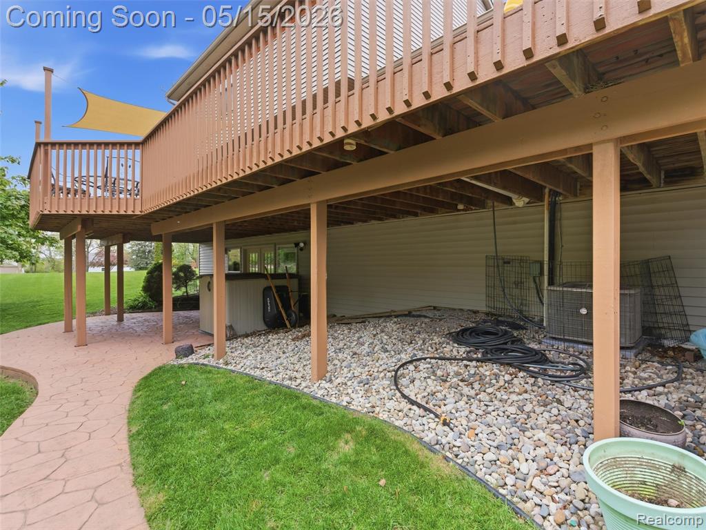 4241 Island Park Drive, Waterford, MI 48329 — Photo 39