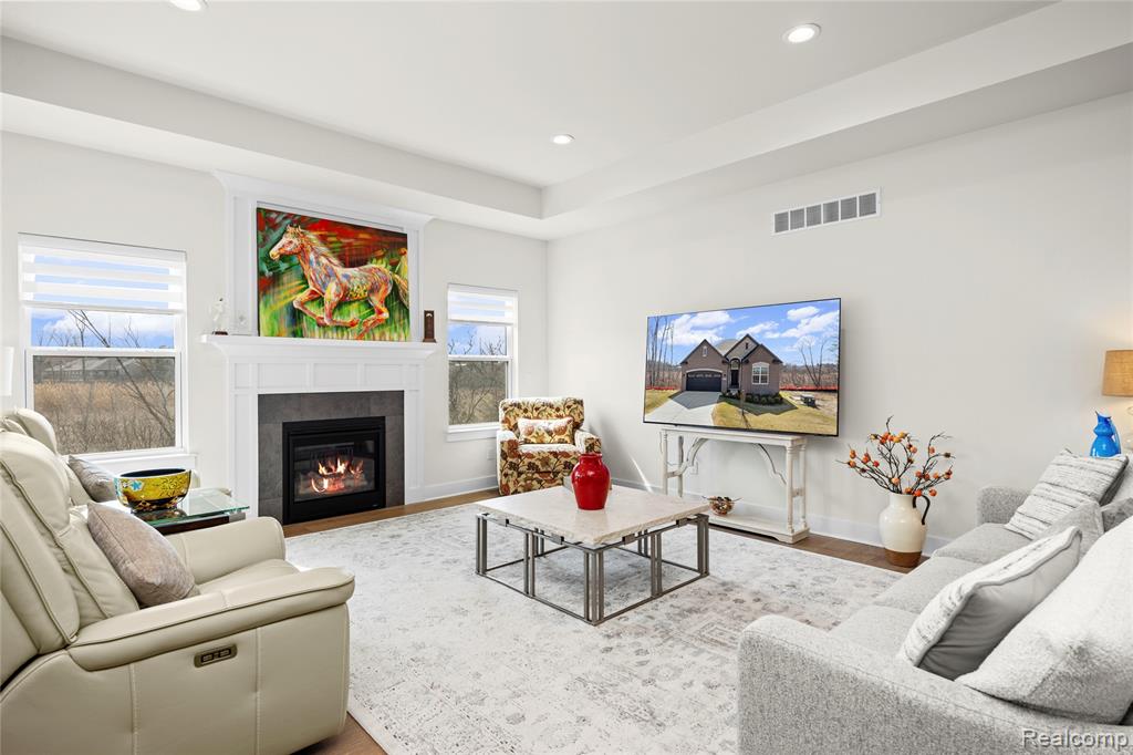 7841 Trailside Court, West Bloomfield, MI 48323 — Photo 15
