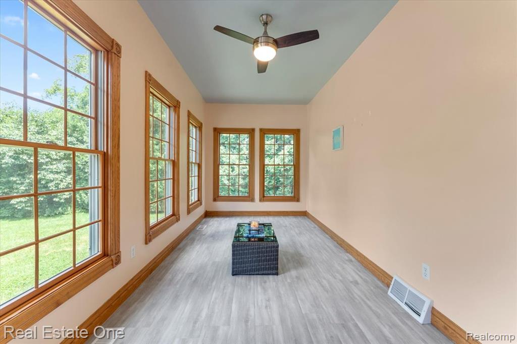4261 Brest Road, Newport, MI 48166 — Photo 16