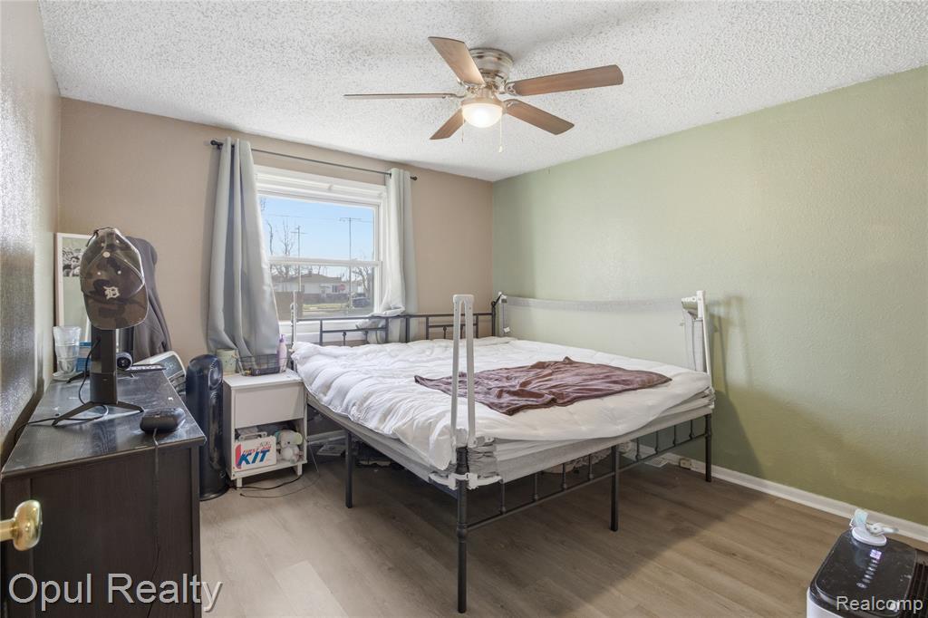 11571 Grant Street, Riverview, MI 48193 — Photo 18