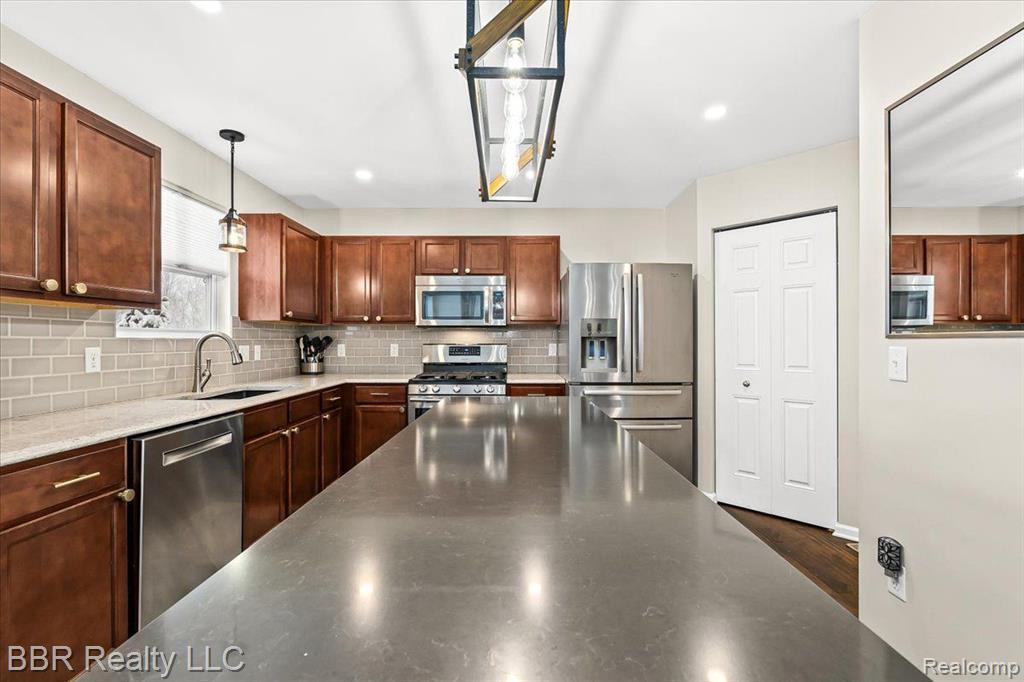 8219 BAYBERRY Court, Dexter, MI 48130 — Photo 21