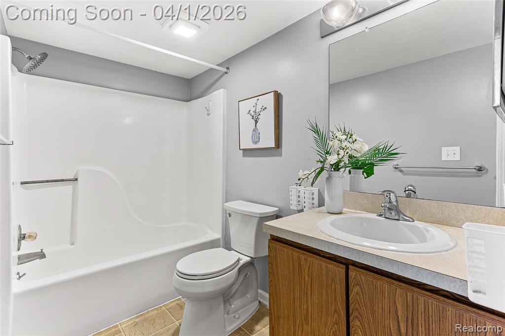 111 Fieldcrest Street, 201, Ann Arbor, MI 48103 — Photo 15