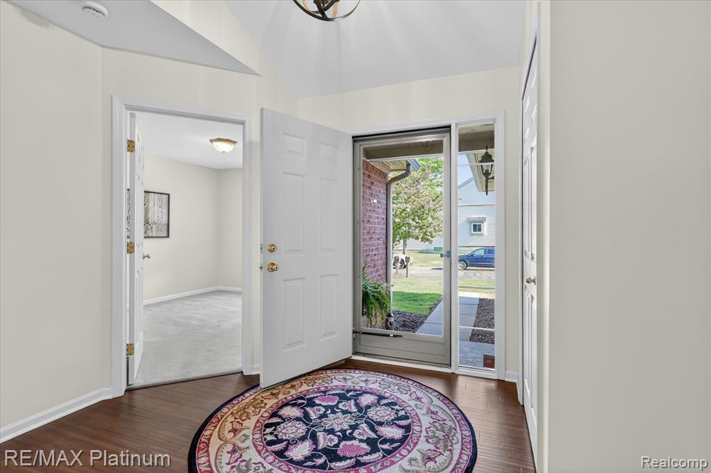 540 Snowfall Court, Howell, MI 48843 — Photo 2