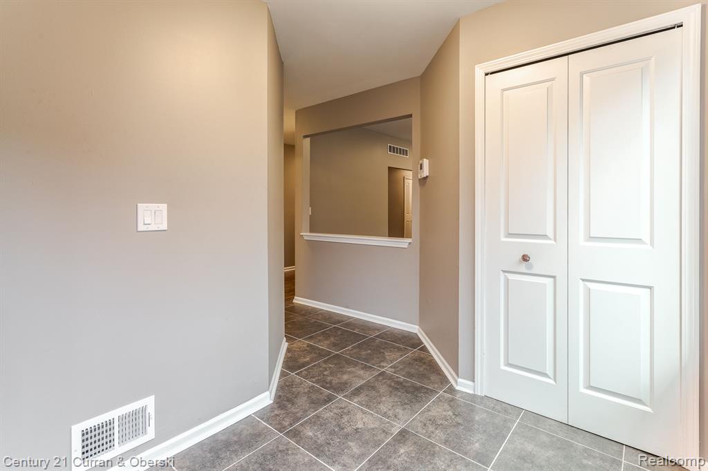 683 DEER Street, Plymouth, MI 48170 — Photo 4